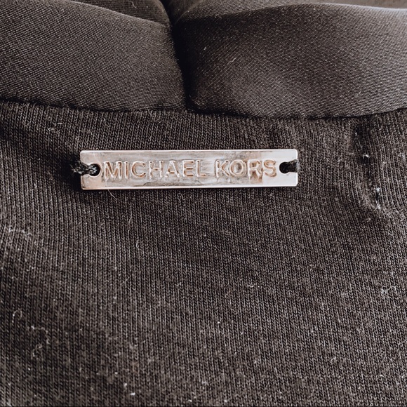 Michael Kors surplice blouse black long sleeve - Picture 2 of 6